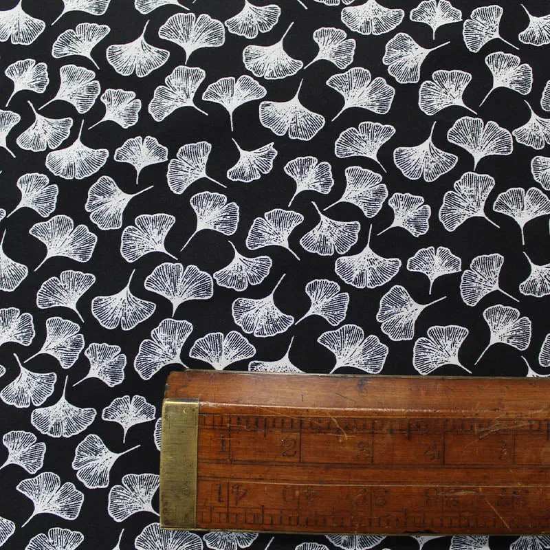 110CM REMNANT Dressmaking Black Viscose - Falling Ginkgo