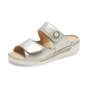 Ara Carmen White Gold Leather Sandal (Women's)