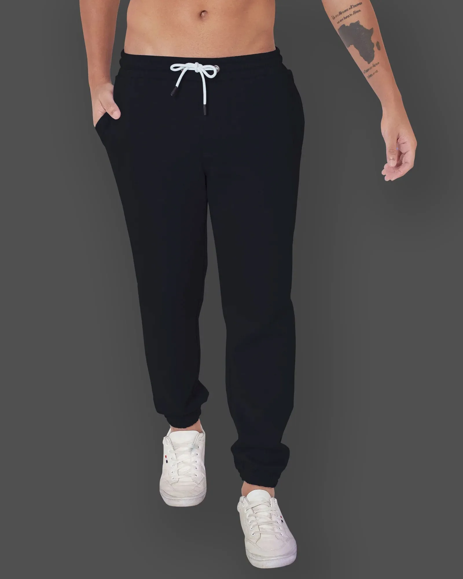 Classic Jogger: Black