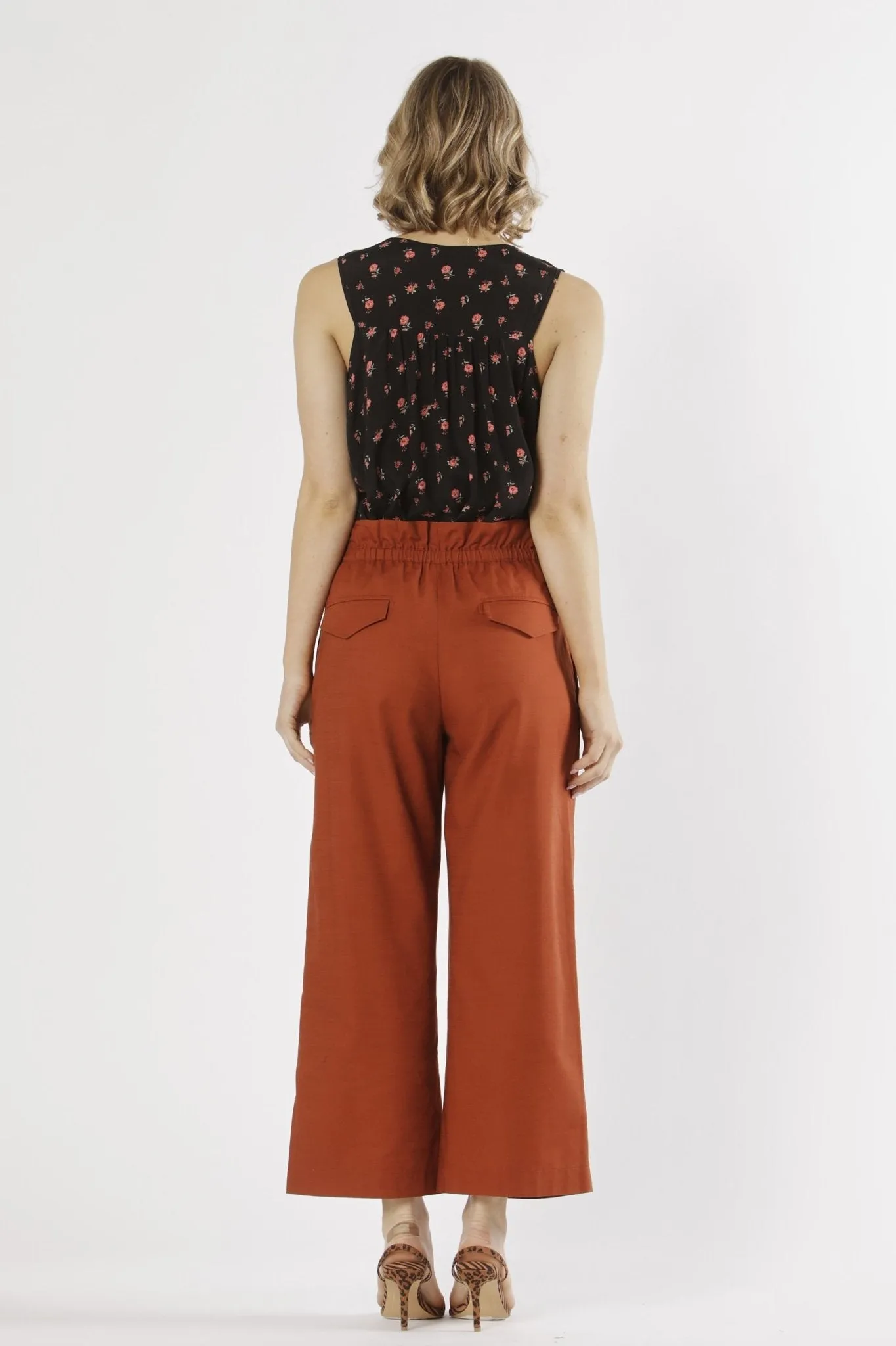 Fate   Becker Paloma High Waisted Pant in Caramel