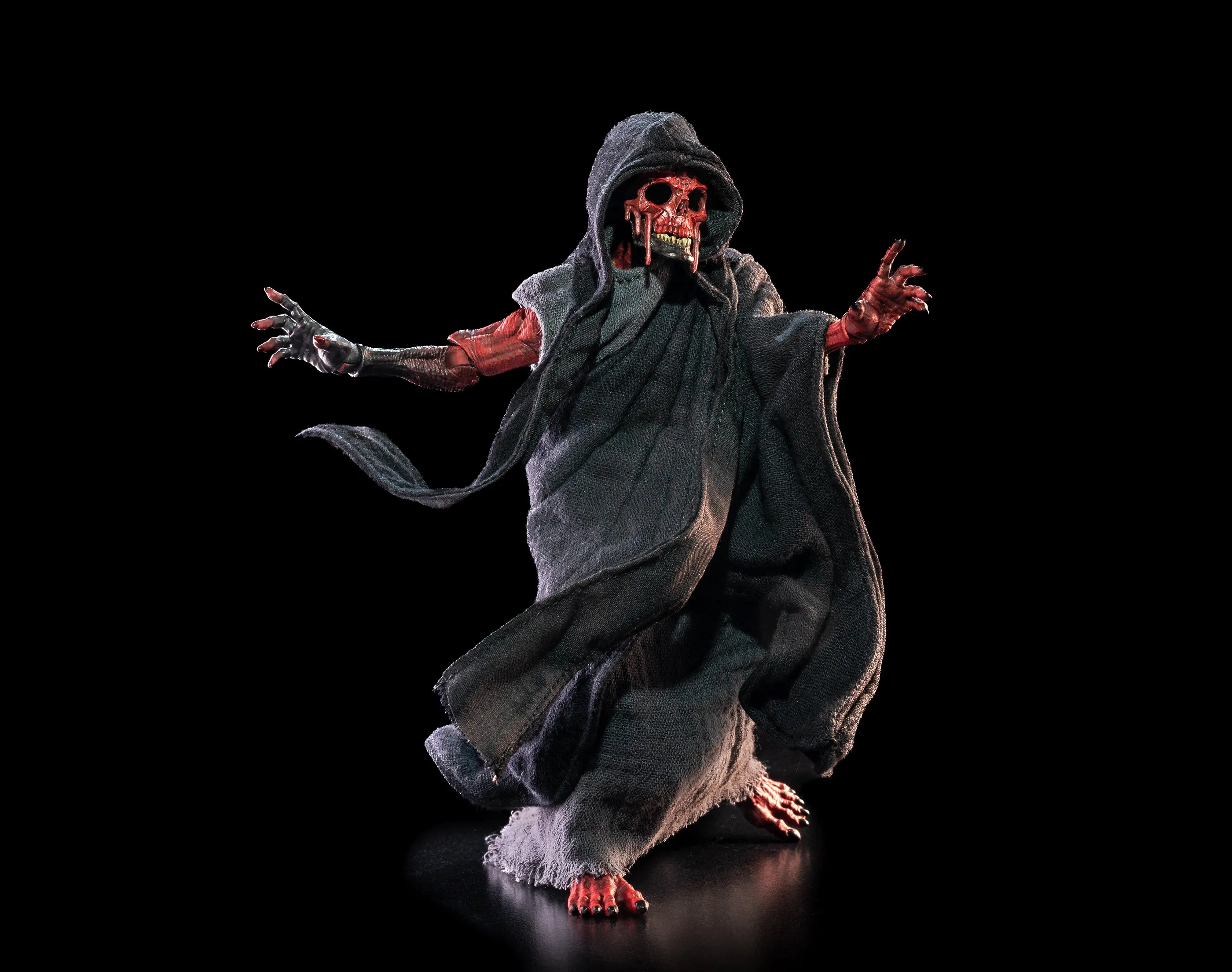 Figura Obscura Retailer Exclusive Masque of the Red Death (Black Robes Edition)