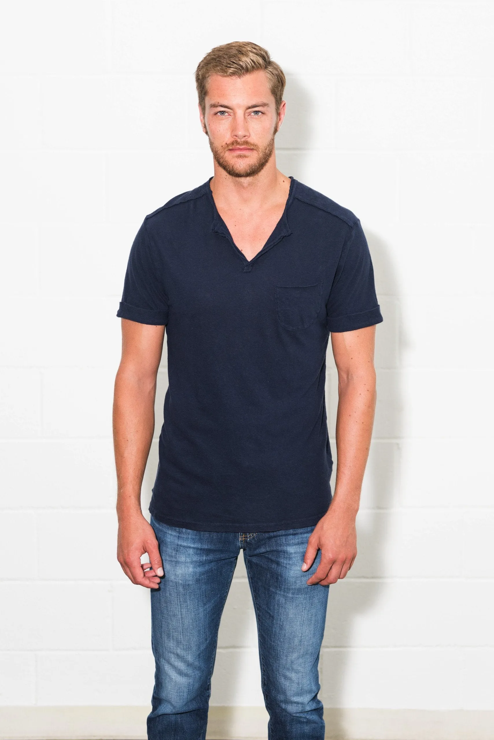 Men's Linen Blend Raw Edge Split V-Neck Tee