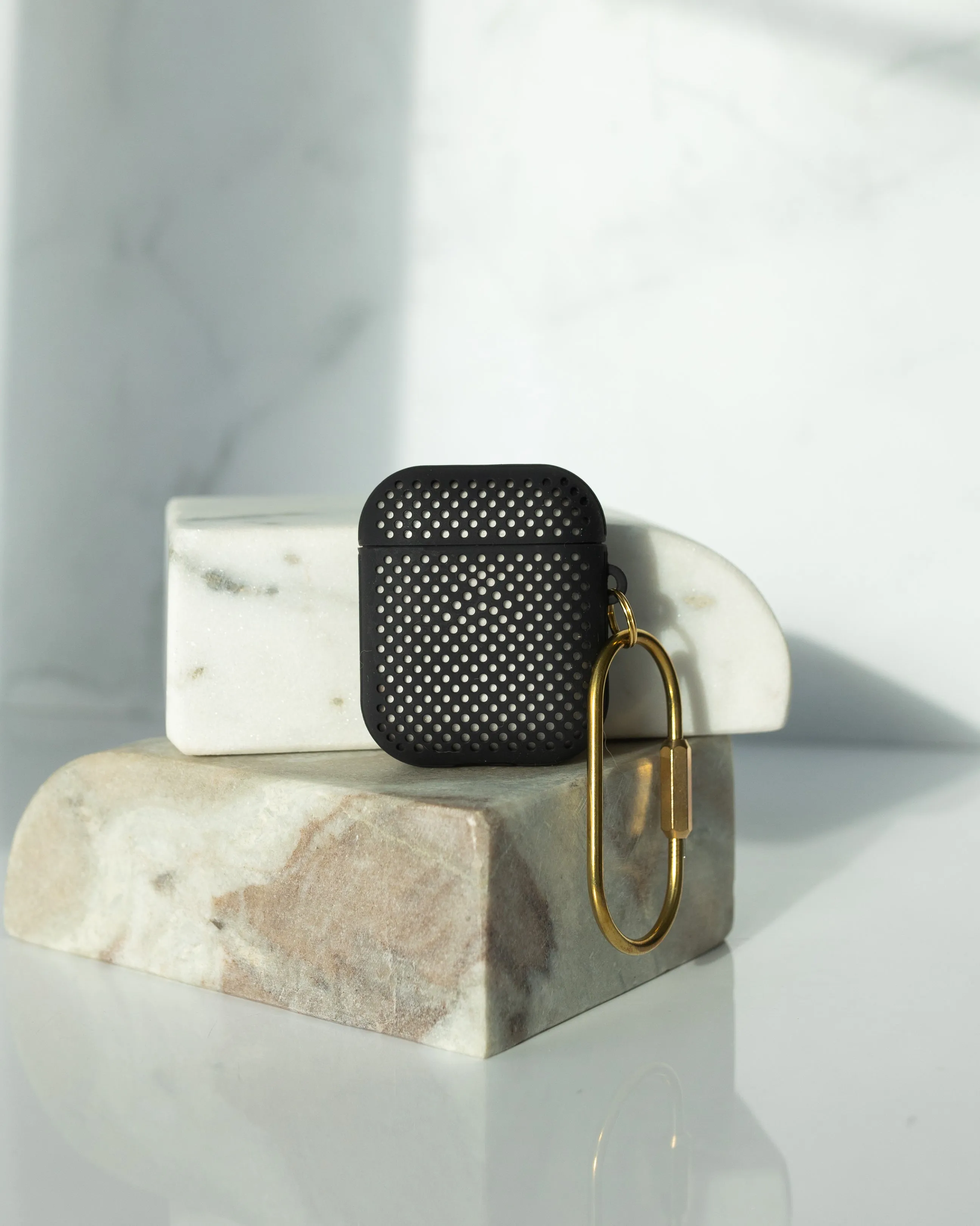 Mesh Matte Black Airpod Case