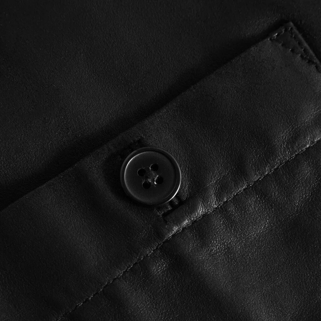 Simple leather shirt with large buttons on front / 50592 - Black (Nero)