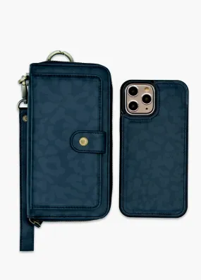 Ultimate Wristlet Phone Case in Black Leopard